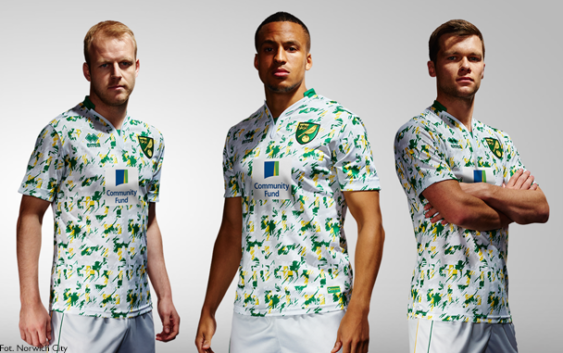 Kanarkowi w nowych strojach