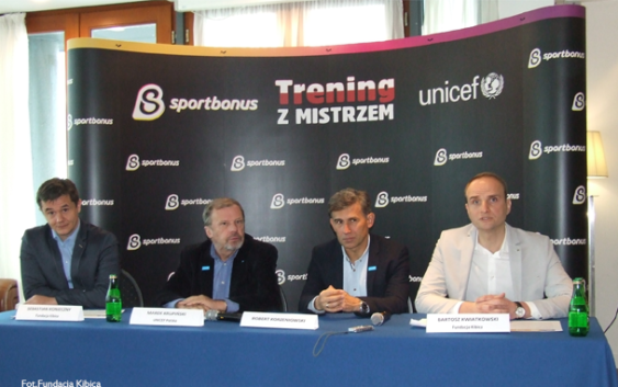 Trenuj z mistrzem i wspieraj UNICEF