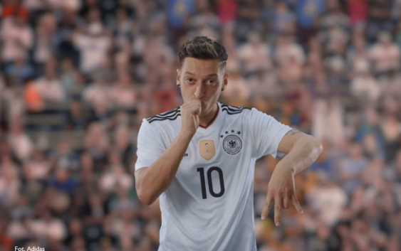 Mesut Ozil w spocie Adidasa