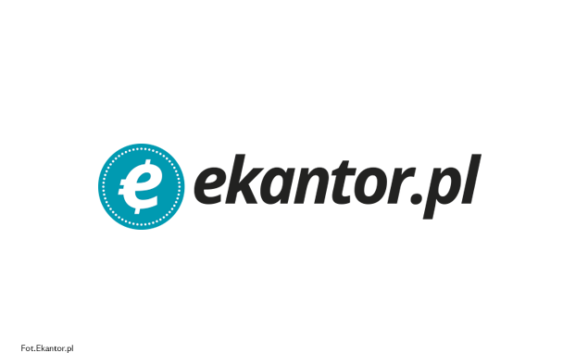 Żużlowcy Falubazu pracuje w siedzibie swojego sponsora, firmy Ekantor.pl